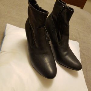 Steve Madden Emison Black Mid BOOTS Womens 8Ankle